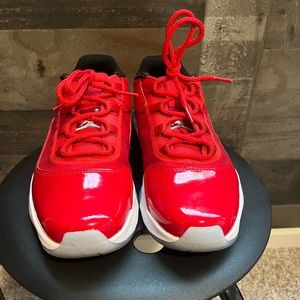 Size 8 M , Nike Jordan 11 comfort lows, red (no box)